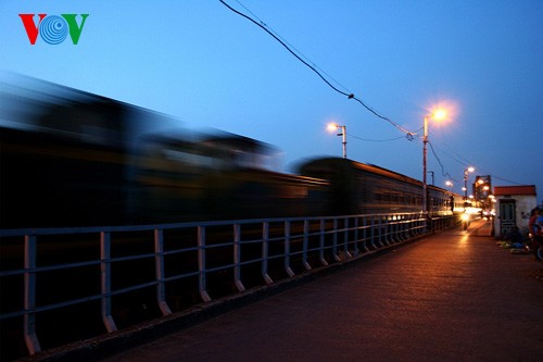 Centenary bridge stands the test of time - ảnh 15